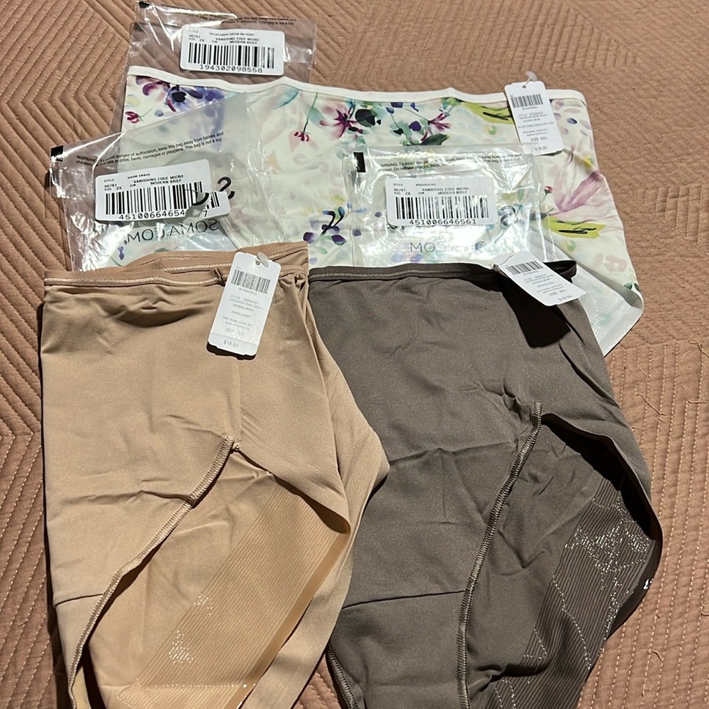 NWT SOMA vanishing edge modern briefs (3 pair)